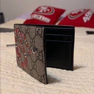 Gucci Snake wallet